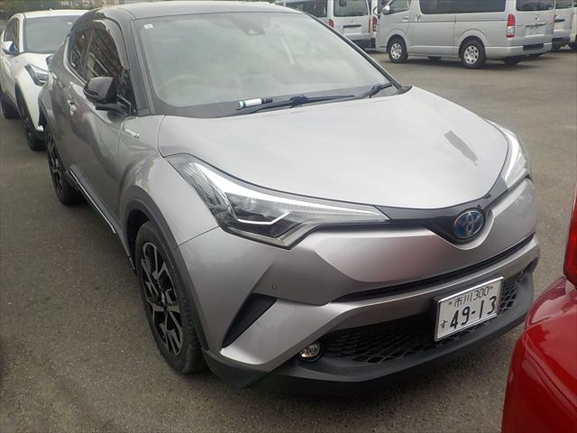 TOYOTA C-HR, HYBRID G 2019 GRAY BLACK