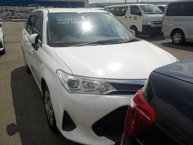 TOYOTA COROLLA AXIO, FIELDER, HYBRID, WHITE COLOUR,2019