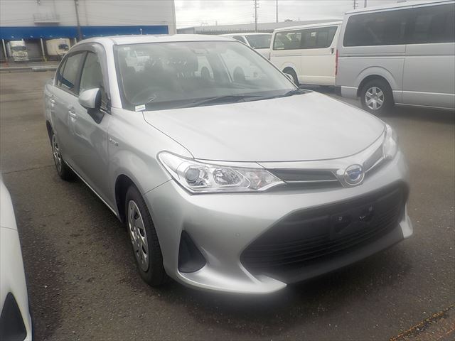 TOYOTA COROLLA AXIO, HYBRID, NKE165 SILVER COLOUR 2019