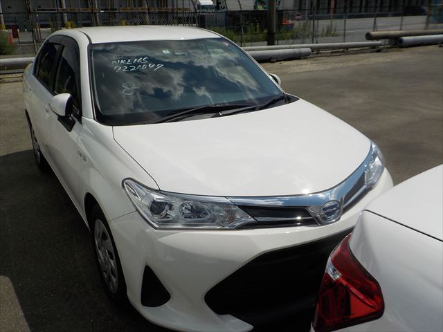 TOYOTA COROLLA AXIO, HYBRID WHITE COLOUR 2019