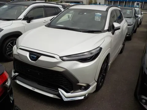 TOYOTA COROLLA CROSS, HYBRID, ZVG11, YEAR 2022, 1790CC, PEARL COLOR