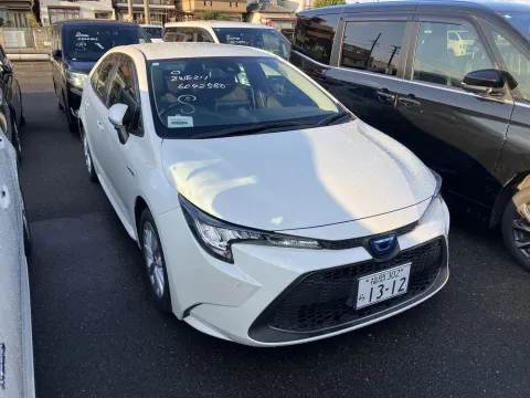 TOYOTA COROLLA, HYBRID, ZWE211, S, YEAR 2020, 1790CC, PEARL COLOR