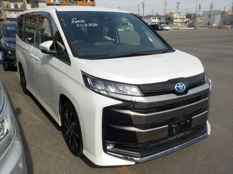 TOYOTA NOAH, HYBRID, ZWR90W, S-Z, PEARL COLOR, YEAR 2023