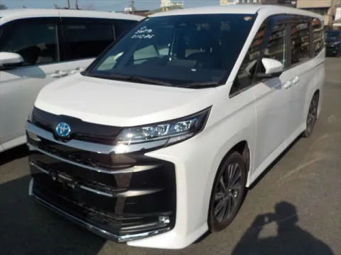 TOYOTA NOAH, HYBRID, ZWR90W, S-Z, PEARL COLOR, YEAR 2023, NEW SHAPE