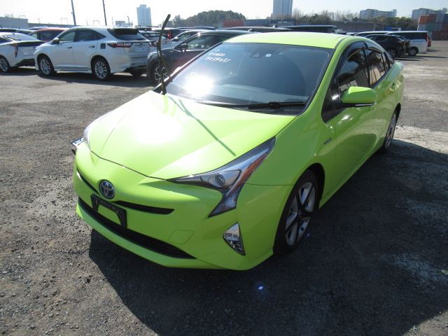 TOYOTA PRIUS S TOURING 2018 LIME