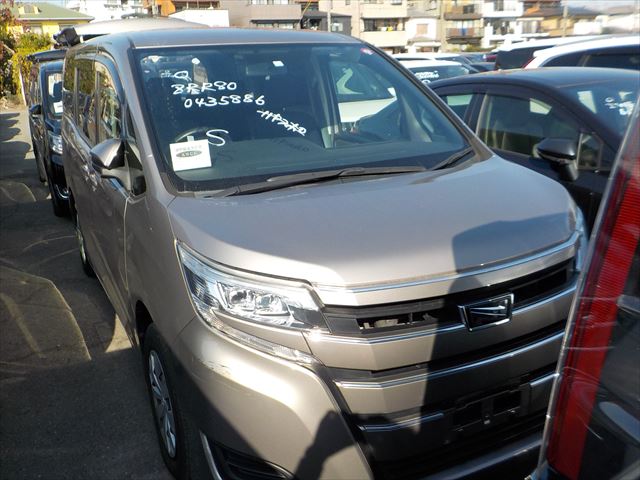 TOYOTA NOAH X 2018 BROWN