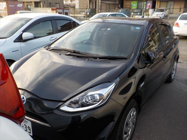 TOYOTA  AQUA HYBRID G 2019 BLACK