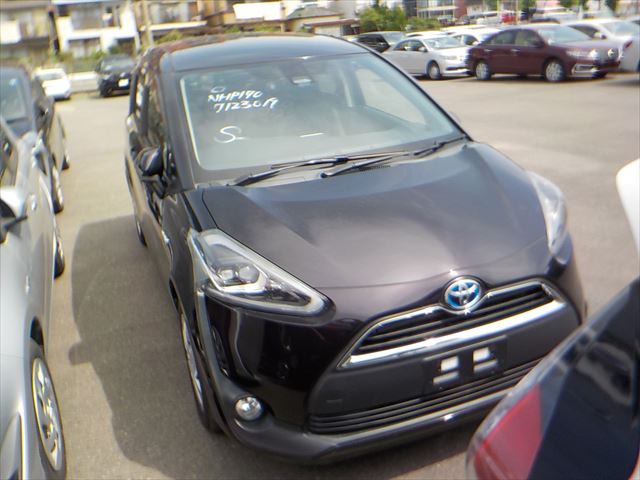 TOYOTA SIENTA HYBRID G 2018 DEEP WINE